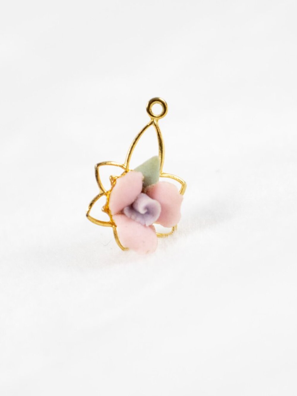 Vtg Cold Porcelain Pink Rose Pendant Gold Teardrop Charm Cottagecore Coquette